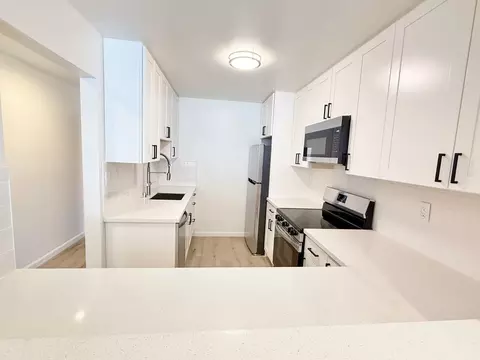 2521 2525 Judah St, San Francisco, CA 94122