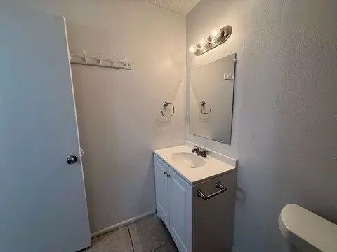 809 E Vogel Ave, Phoenix, AZ 85020 photo 11