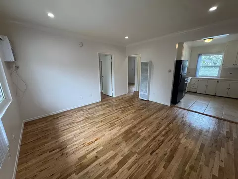3025 Perlita Ave, Los Angeles, CA 90039