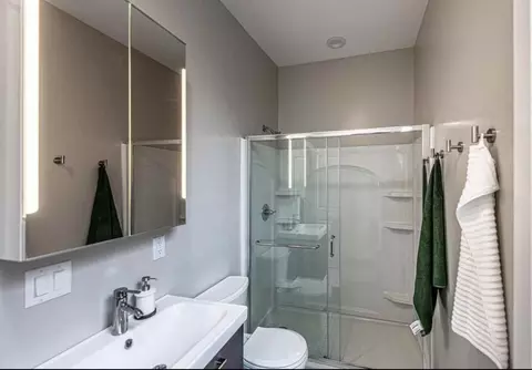 105 E Clifton Ave, Cincinnati, OH 45202 photo 32