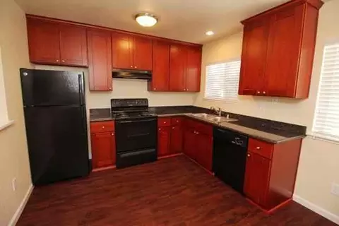 250 W H St, Dixon, CA 95620 photo 3