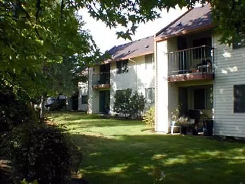 6820 SW Hall Blvd, Beaverton, OR 97008