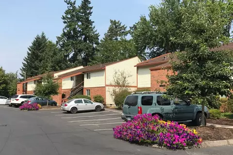 6820 SW Hall Blvd, Beaverton, OR 97008