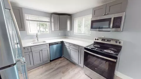 121 Hill St, Ann Arbor, MI 48104