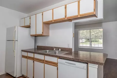 150 Maple St, Commerce, TX 75428