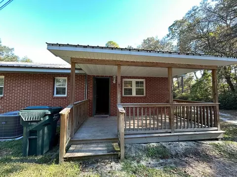 1641 Rayonier Rd, Jesup, GA 31545