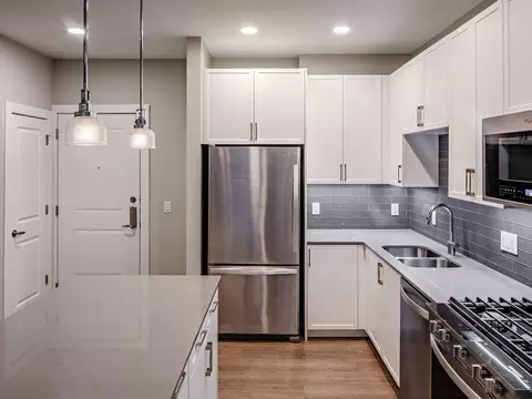 1775 Windsor Rd, Teaneck, NJ 07666 photo 3