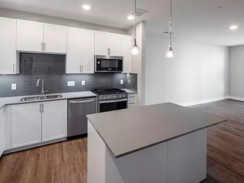 1775 Windsor Rd, Teaneck, NJ 07666 photo 5
