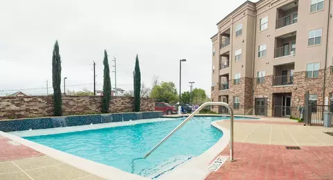 2010 N Main St, Houston, TX 77009 photo 7