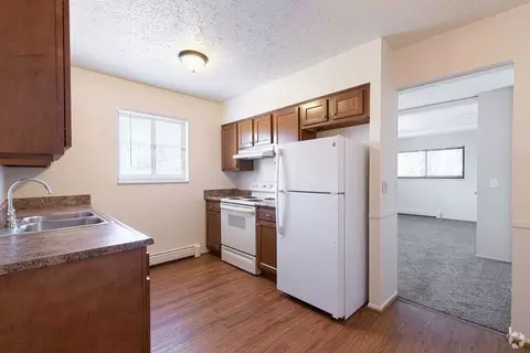 1719 Hunt Rd, Reading, OH 45215 photo 4