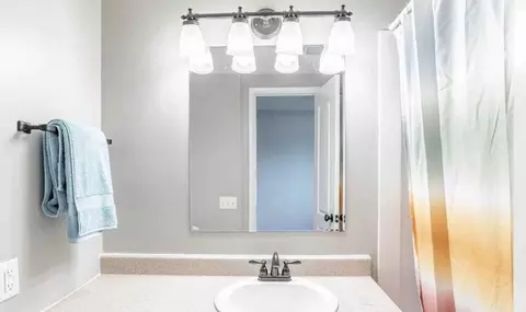 1915 S 44th St, Omaha, NE 68105 photo 30