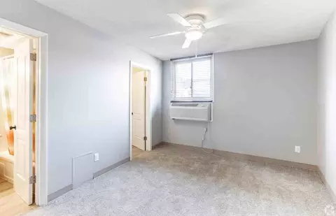1915 S 44th St, Omaha, NE 68105 photo 19