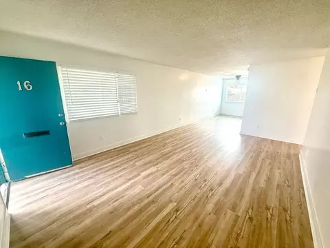 870 13th St, Imperial Beach, CA 91932