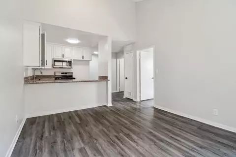 311 S New Hampshire Ave, Los Angeles, CA 90020