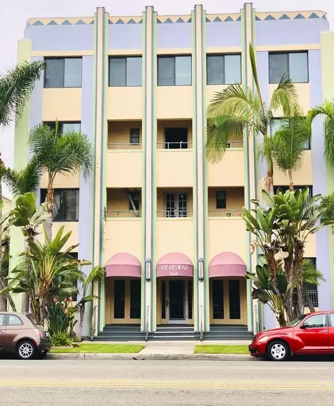 1227 E Ocean Blvd, Long Beach, CA 90802