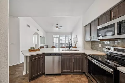 8900 Independence Pkwy, Plano, TX 75025 photo 5