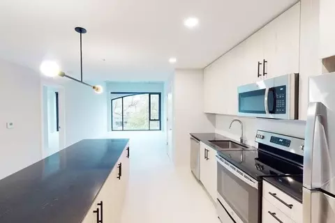 211 W Armour Blvd, Kansas City, MO 64111