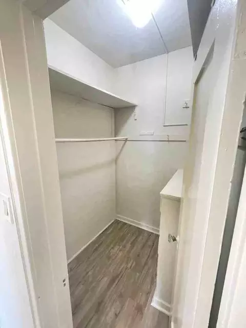 410 S Glendale Ave, Glendale, CA 91205 photo 4