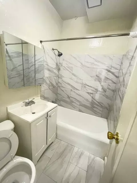 410 S Glendale Ave, Glendale, CA 91205 photo 3