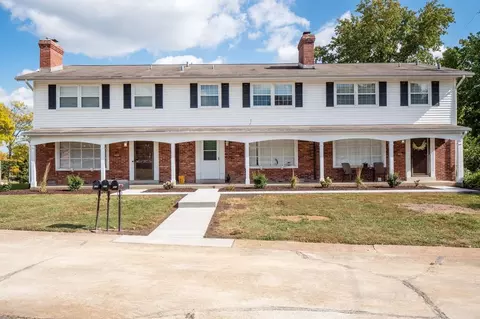 Broadmoor/oakland Hills, Chesterfield, MO 63017