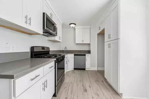 422 13th St, Huntington Beach, CA 92648