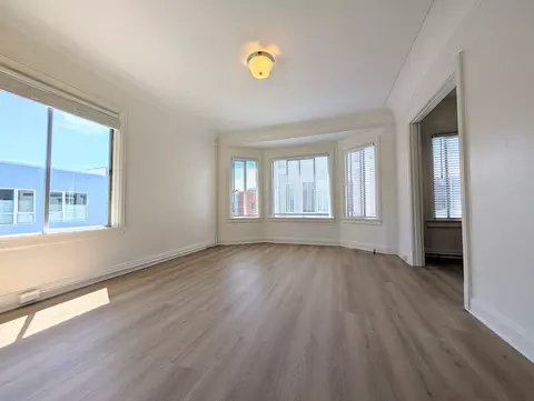 3478 18th St, San Francisco, CA 94110