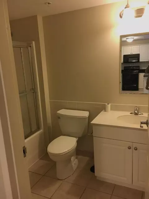 10 Florence St, Malden, MA 02148