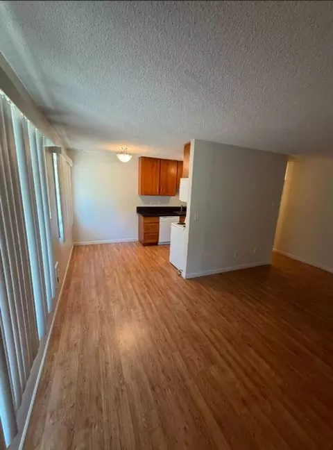 5050 NE Killingsworth St, Portland, OR 97218