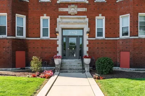 3902 Lindell Blvd, Saint Louis, MO 63108 photo 10
