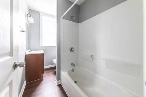 3902 Lindell Blvd, Saint Louis, MO 63108 photo 14