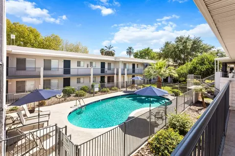 123 N Robson, Mesa, AZ 85201