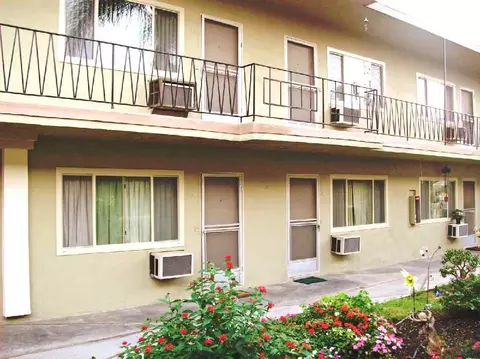 832 N Azusa Ave, West Covina, CA 91791