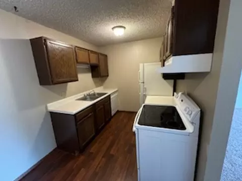 3621 Sager Ave, Waterloo, IA 50701