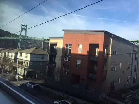 6855 N Burlington Ave, Portland, OR 97203