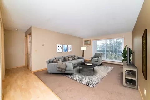 400 Luella St N, Saint Paul, MN 55119 photo 5