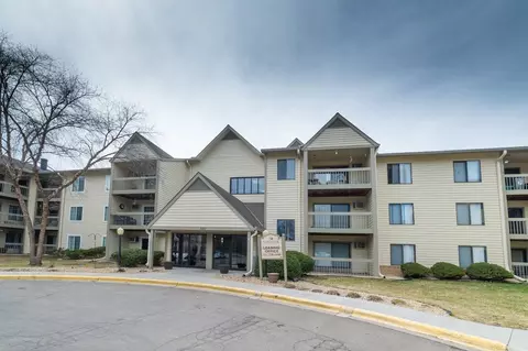 400 Luella St N, Saint Paul, MN 55119 photo 10