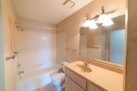 400 Luella St N, Saint Paul, MN 55119 photo 9