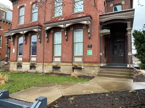 1220 Sheffield St, Pittsburgh, PA 15233