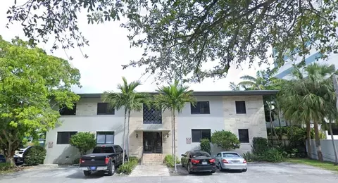 3201 Aviation Ave, Miami, FL 33133