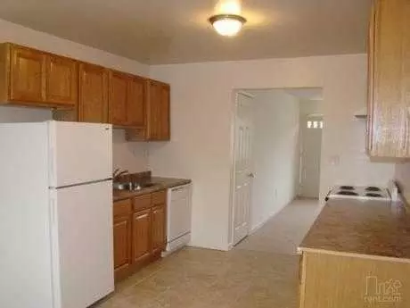 100 Lucas Dr, Bordentown, NJ 08505