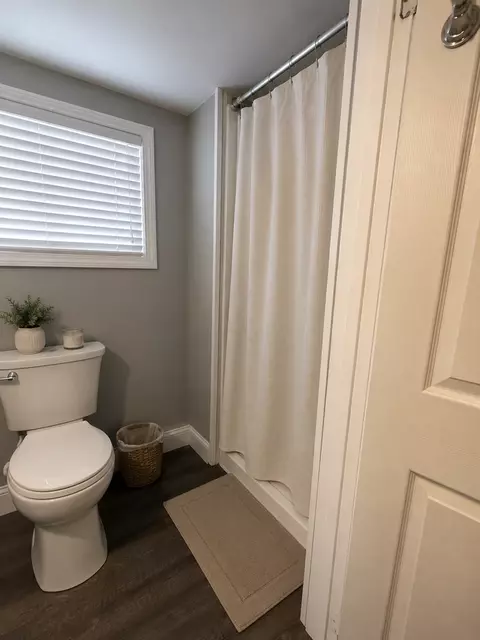 2 Morgan St, Nashua, NH 03064