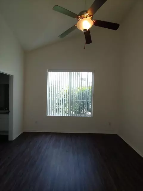 5002 Tilden Ave, Los Angeles, CA 91423