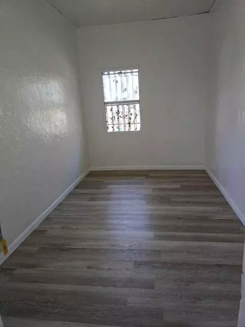 6215 S Harvard Blvd, Los Angeles, CA 90047