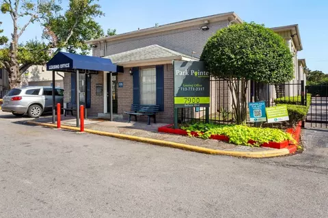 7900 Bellaire Blvd, Houston, TX 77036 photo 2