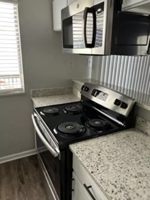 3005 W Walnut Hill Ln, Irving, TX 75038 photo 10