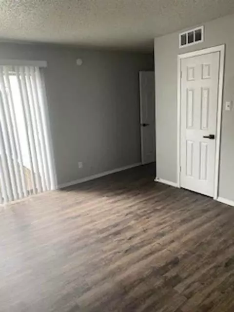 3005 W Walnut Hill Ln, Irving, TX 75038 photo 37