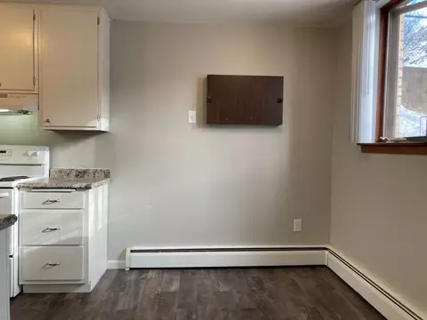 845 Dodd Rd, Saint Paul, MN 55118