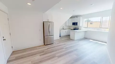4270 Lindblade Dr, Los Angeles, CA 90066