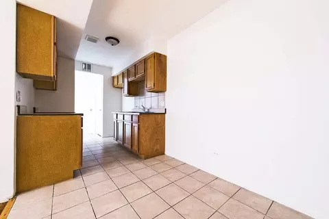 2041 E 75th St, Chicago, IL 60649 photo 13