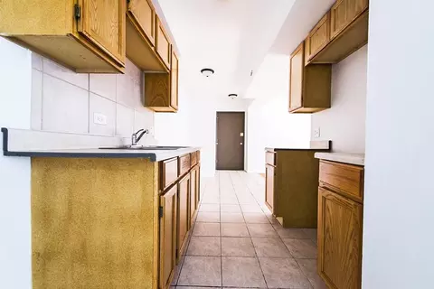 2041 E 75th St, Chicago, IL 60649 photo 15